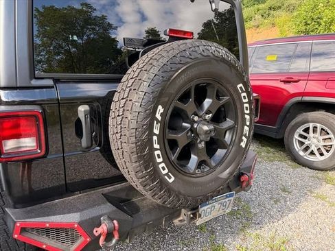 Used 2023 Jeep Wrangler Sport AWD/4WD image 26