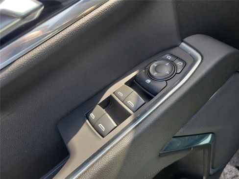 Used 2023 Chevrolet Silverado 1500 LT image 20