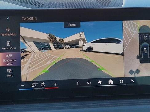 Certified 2025 BMW X5 sDrive40i w/ Premium Package image 18