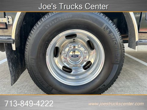 Used 2019 Ford F350 Lariat w/ Lariat Value Package image 49