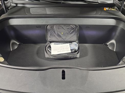 Used 2022 Rivian R1T Launch Edition AWD/4WD image 14