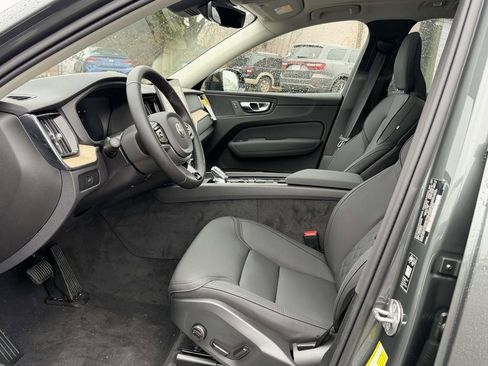 New 2026 Volvo XC60 B5 Plus image 15