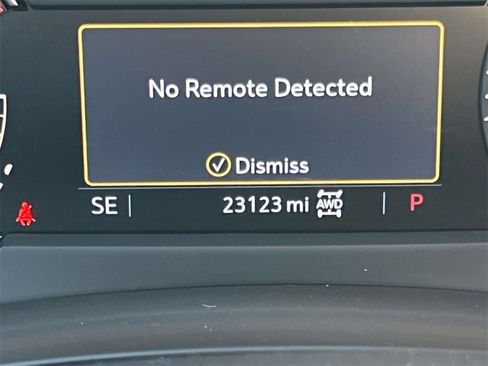 Used 2023 Cadillac XT4 Luxury w/ Cold Weather Package image 20