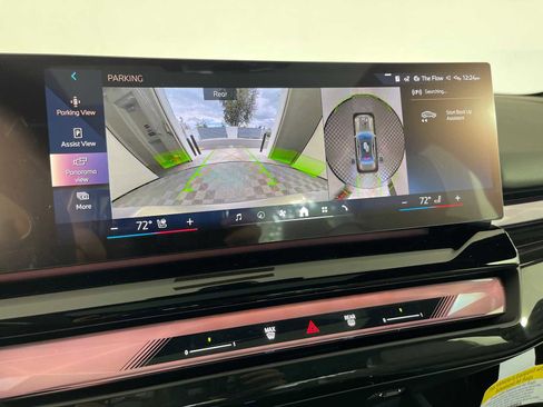 New 2026 BMW i5 eDrive40 image 26