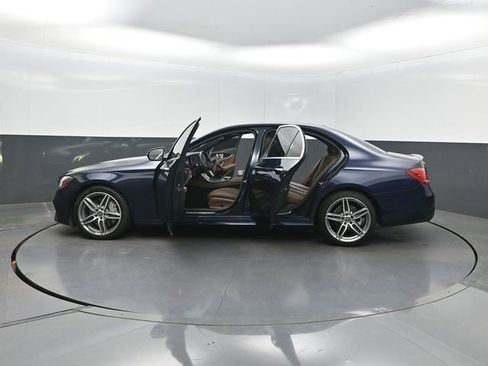 Used 2019 Mercedes-Benz E 300 image 37
