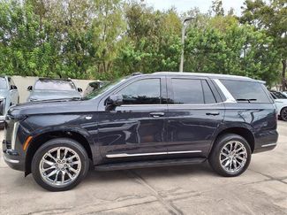 New 2025 Cadillac Escalade Luxury video 2