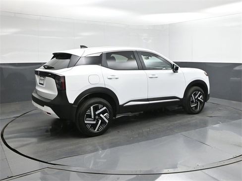 New 2026 Nissan Kicks SV image 15