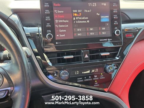 Used 2022 Toyota Camry XSE FWD image 17