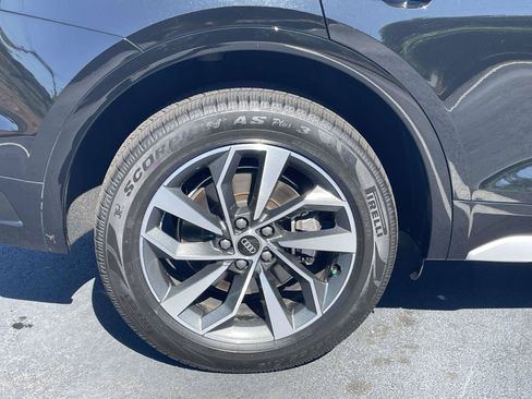 Used 2023 Audi Q5 2.0T Premium w/ Convenience Package AWD/4WD image 7