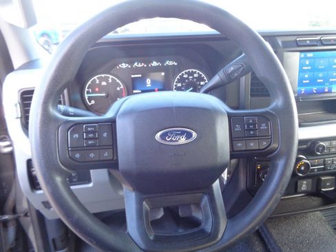 Used 2023 Ford F350 XLT image 22