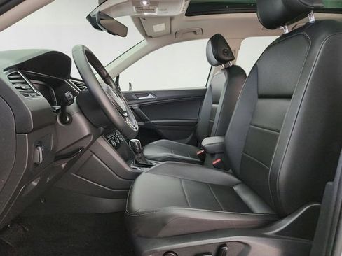 Used 2020 Volkswagen Tiguan SEL w/ 3rd Row Seat Package AWD/4WD image 10