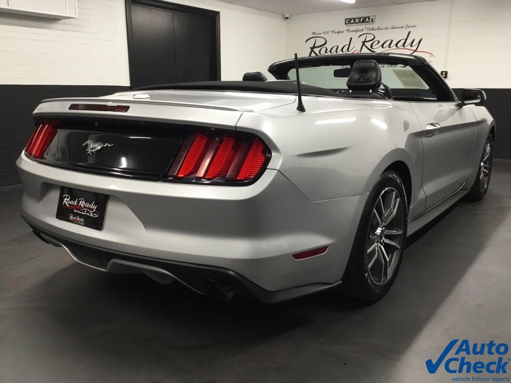 Used 2016 Ford Mustang Premium RWD image 10