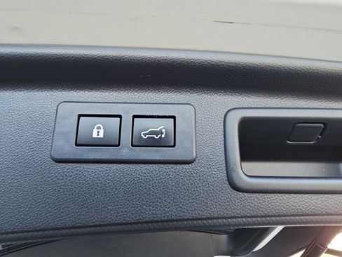 Used 2023 Subaru Forester Wilderness AWD/4WD image 13