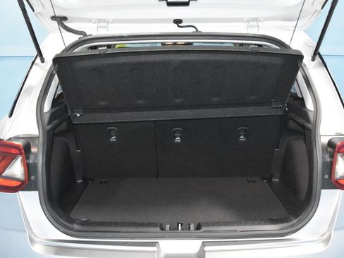 Used 2024 Hyundai Venue SEL image 27