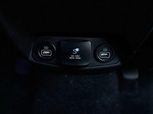 Used 2022 Hyundai Santa Fe Limited w/ Cargo Package image 21