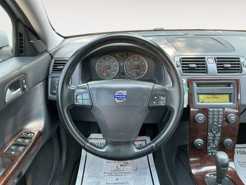 Used 2007 Volvo S40 2.4i FWD image 13