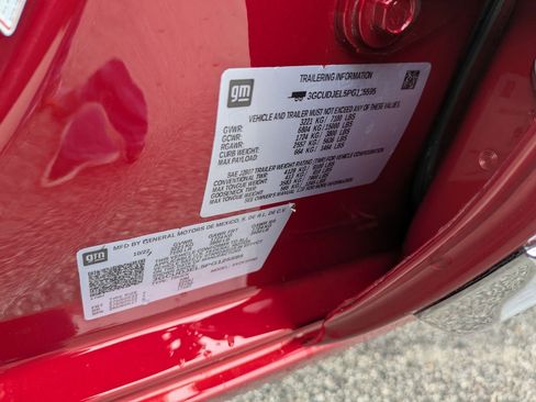 Used 2023 Chevrolet Silverado 1500 High Country w/ High Country Premium Package image 39