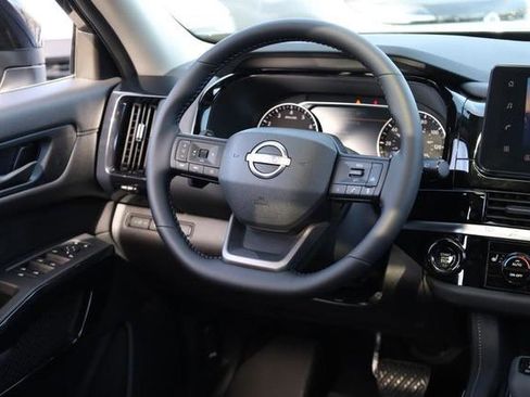 New 2026 Nissan Pathfinder SV image 28