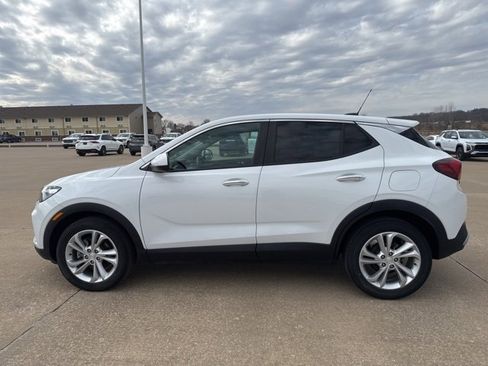 Used 2021 Buick Encore GX Preferred w/ Cold Weather Comfort Package image 6