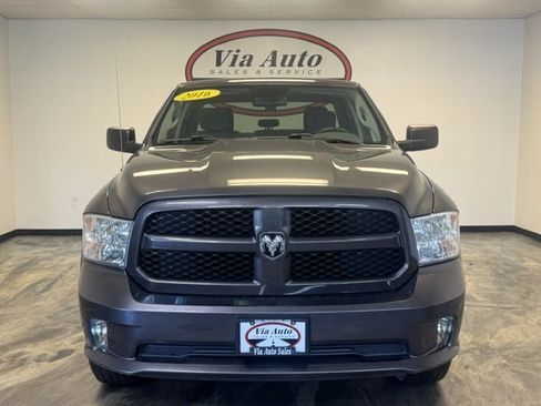 Used 2016 RAM 1500 Express AWD/4WD image 3