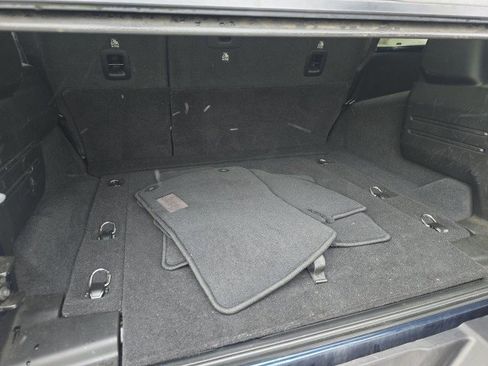 Used 2025 Jeep Wrangler Unlimited Rubicon w/ Safety Group image 11