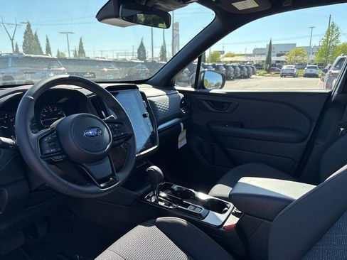 Used 2026 Subaru Forester Premium image 4