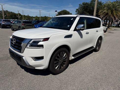 Used 2023 Nissan Armada Platinum w/ Captain's Chairs Package AWD/4WD image 13