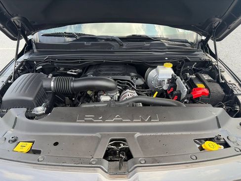 Used 2022 RAM 1500 Laramie AWD/4WD image 28