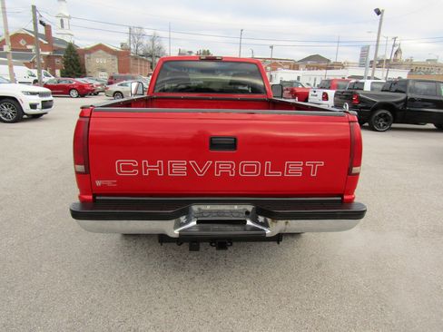 Used 2000 Chevrolet Silverado 2500 4x4 Regular Cab w/ Comfort & Convenience Pkg image 4