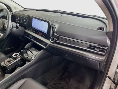 Used 2024 Kia Sportage EX AWD/4WD image 30