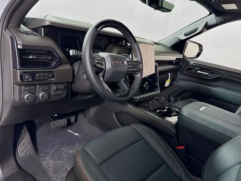 New 2026 GMC Yukon AT4 w/ AT4 Premium Plus Package AWD/4WD image 3