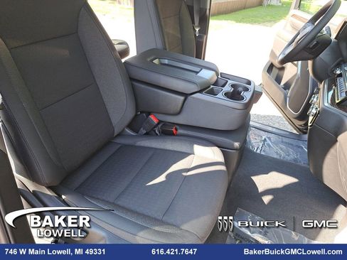 New 2026 GMC Sierra 2500 SLE w/ SLE Value Package; image 10