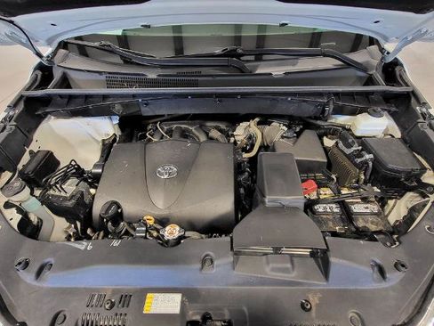 Used 2019 Toyota Highlander Plus image 9