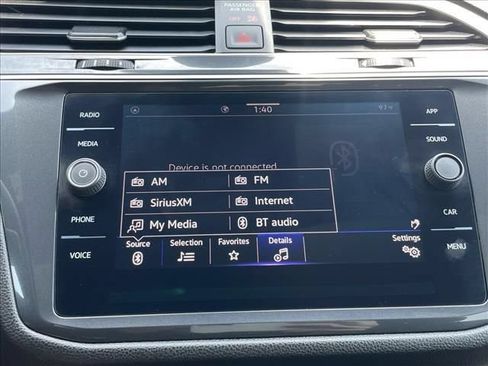 Used 2023 Volkswagen Tiguan SE R-Line FWD image 20