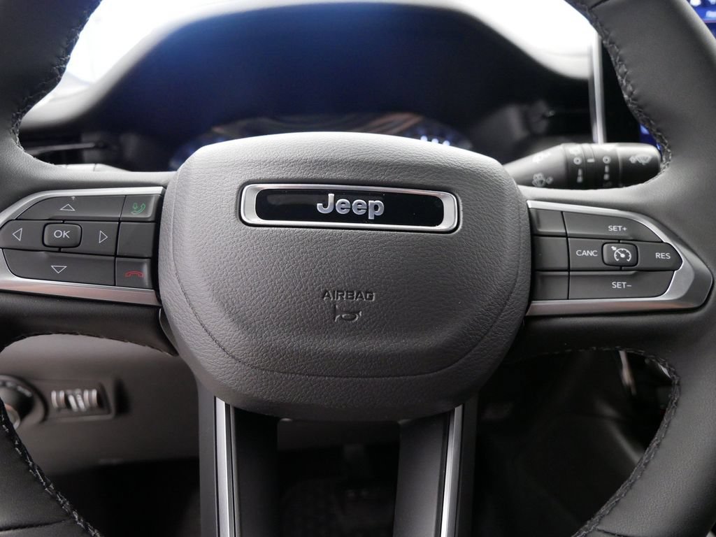New 2026 Jeep Compass Latitude AWD/4WD image 22