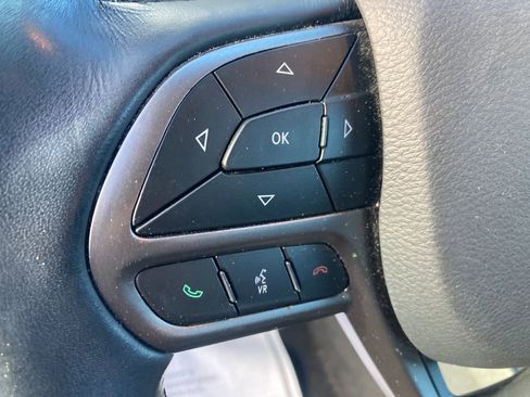 Used 2020 Jeep Cherokee Limited w/ Trailer Tow Group image 43