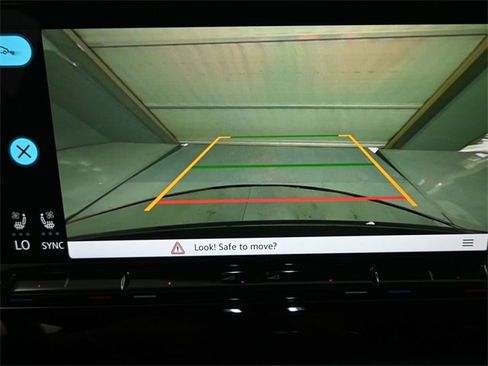 Certified 2024 Volkswagen Atlas Cross Sport SE w/ Adventure Package image 6