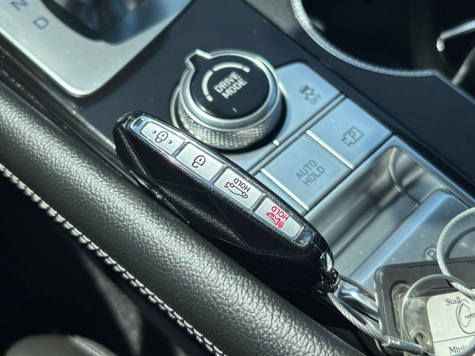 Used 2026 Genesis G70 2.5T RWD image 33