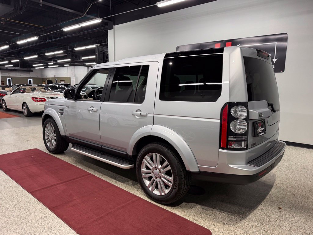 Used 2016 Land Rover LR4 HSE LUX AWD/4WD image 15
