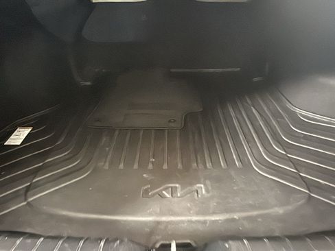 Used 2025 Kia K4 FWD image 28