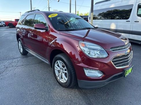 Used 2017 Chevrolet Equinox LT w/ Convenience Package FWD image 3