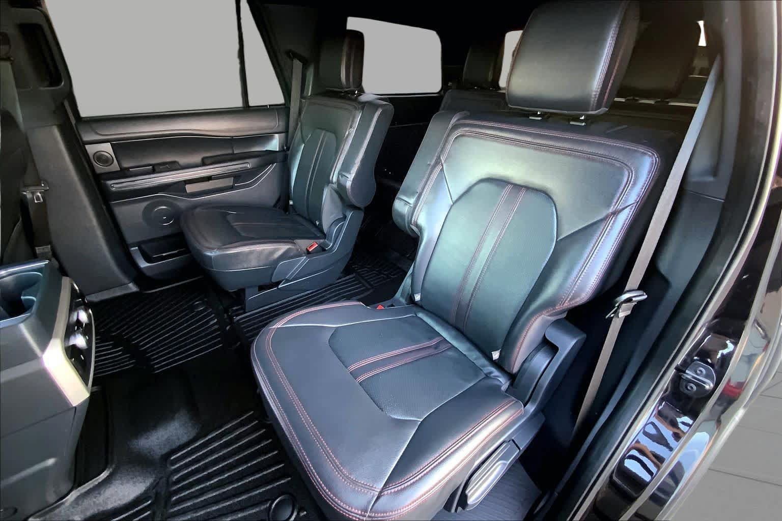 Used 2023 Ford Expedition Limited RWD image 20