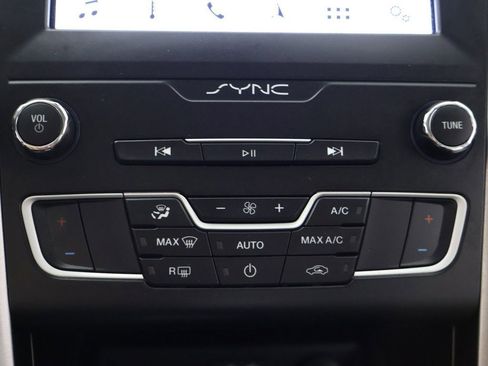 Used 2019 Ford Fusion S image 48