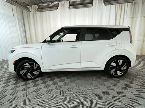 Used 2025 Kia Soul GT-Line FWD image 13