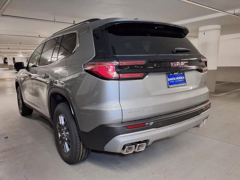 New 2026 GMC Acadia Elevation FWD image 10