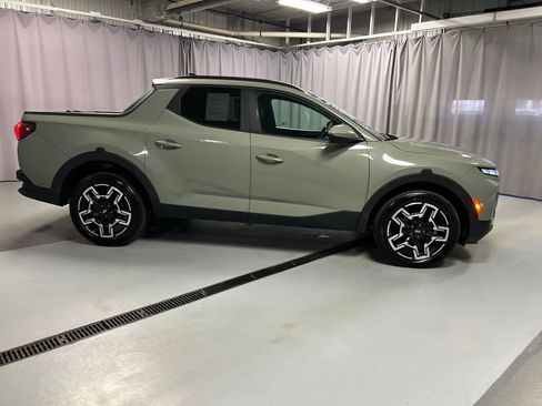 Used 2025 Hyundai Santa Cruz Limited image 8