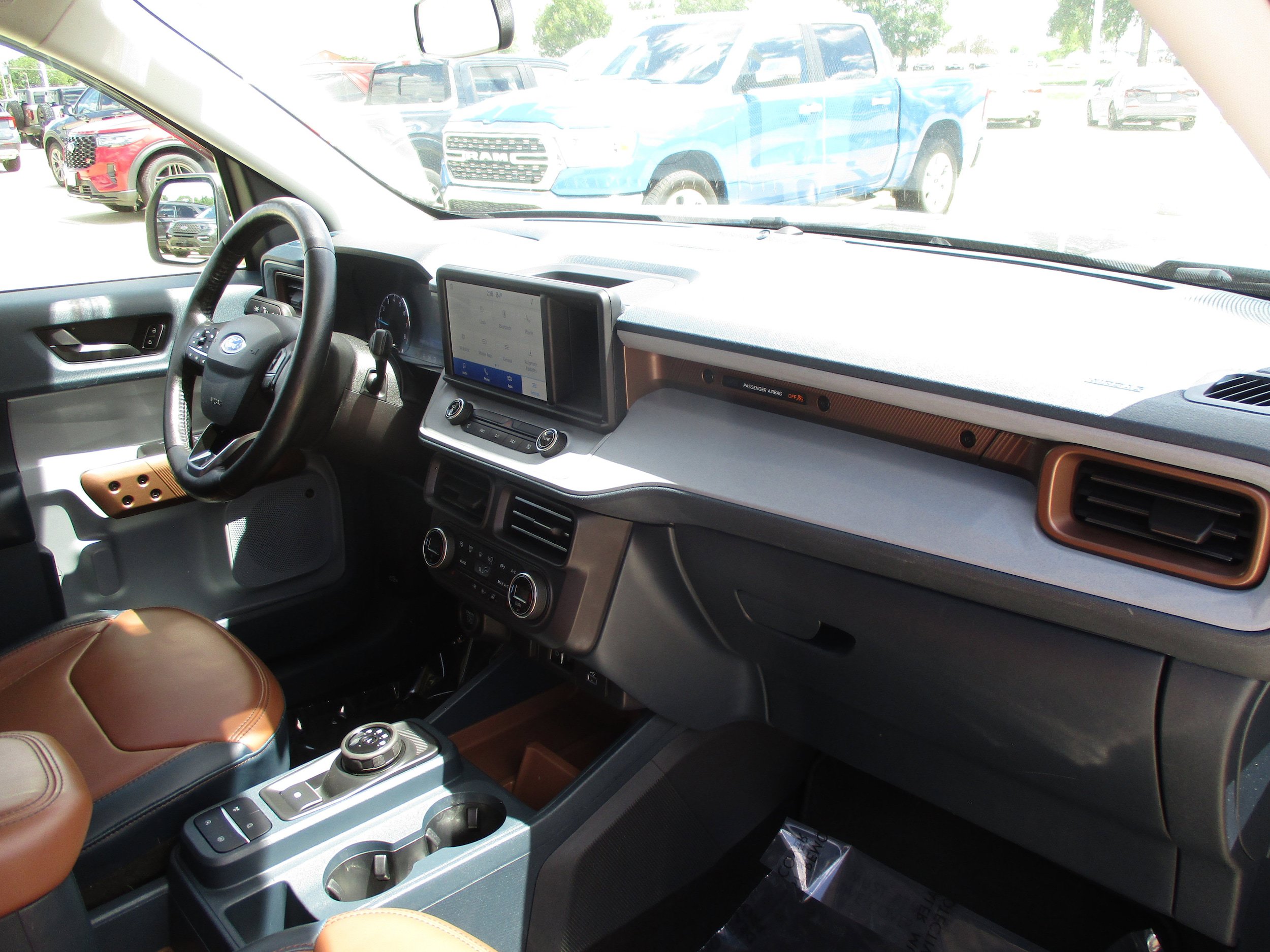 Used 2022 Ford Maverick Lariat w/ Lariat Luxury Package FWD image 41