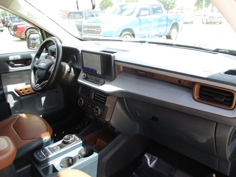 Used 2022 Ford Maverick Lariat w/ Lariat Luxury Package FWD image 41