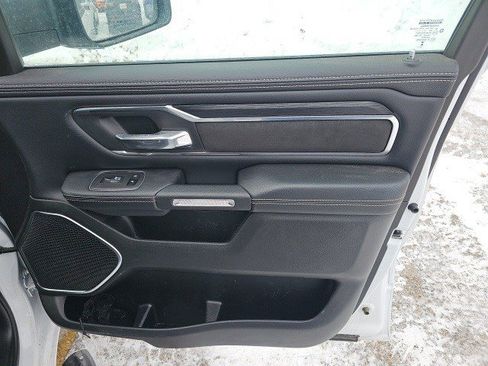 Used 2024 RAM 1500 Laramie image 15