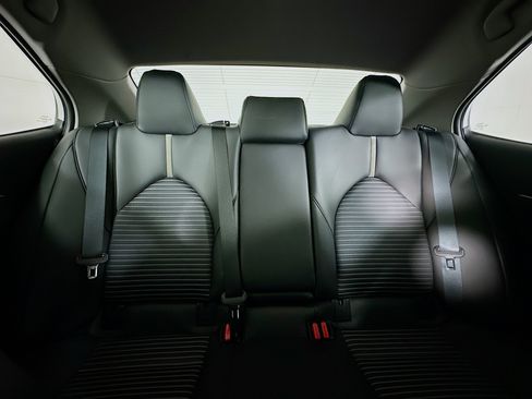 Used 2024 Toyota Camry SE w/ Convenience Package image 30